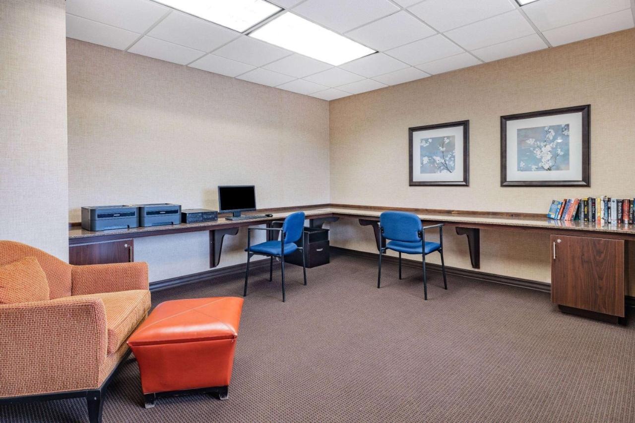 Hawthorn Extended Stay By Wyndham Dickinson Exterior foto